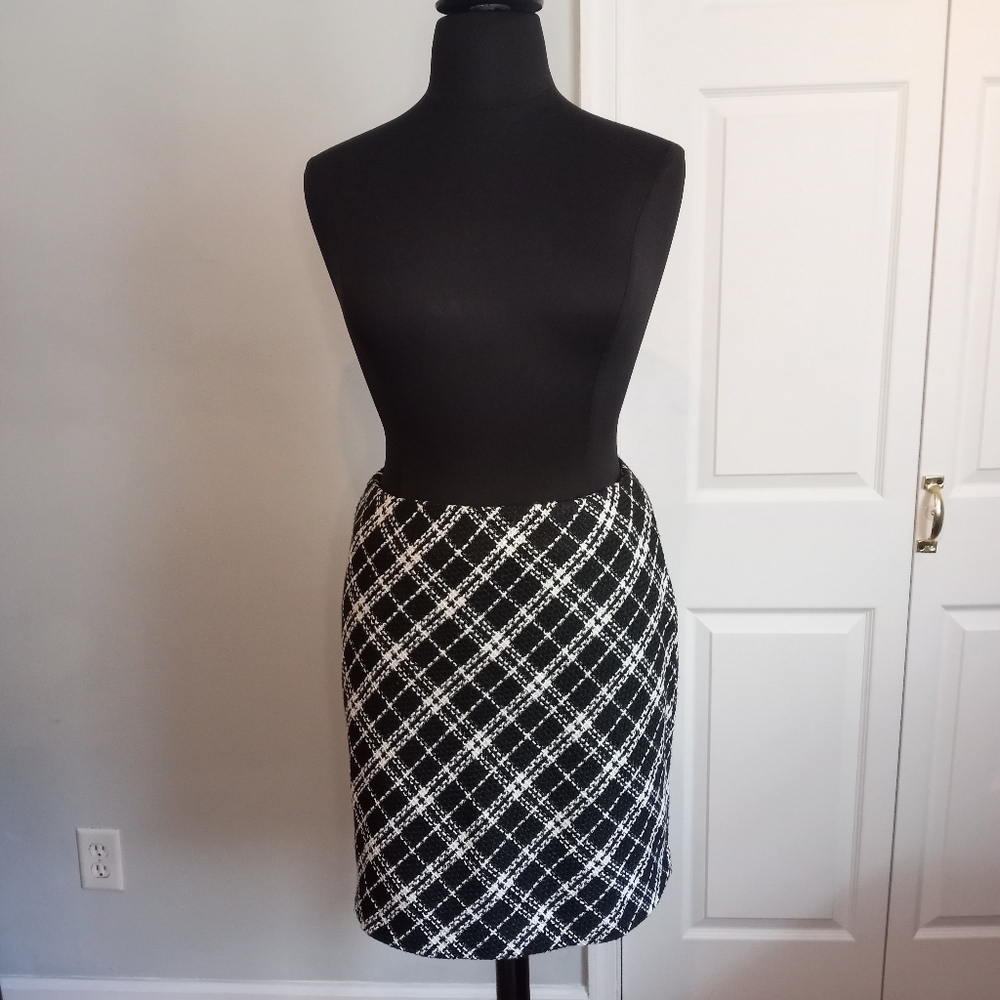 Black and White Tweed Mini Skirt